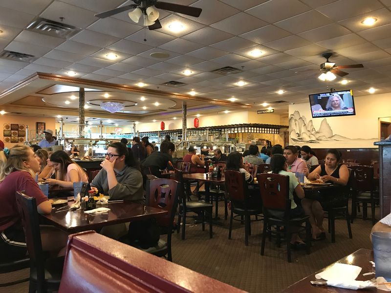 Friendly Faces and Group-Ready Tables