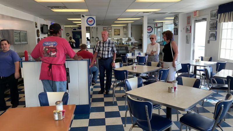 Friendly Faces and Small-Town Kindness Friendly Faces and Small-Town Kindness