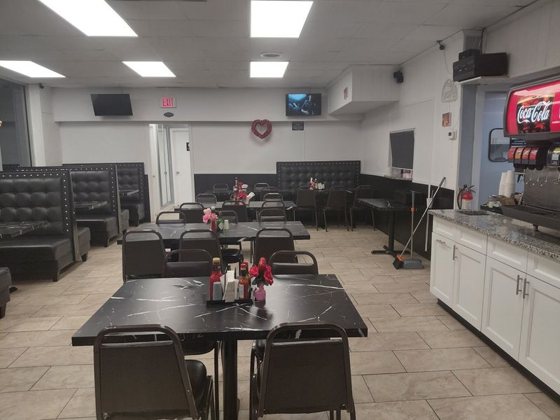 From Old Bar to Bright Dining Room