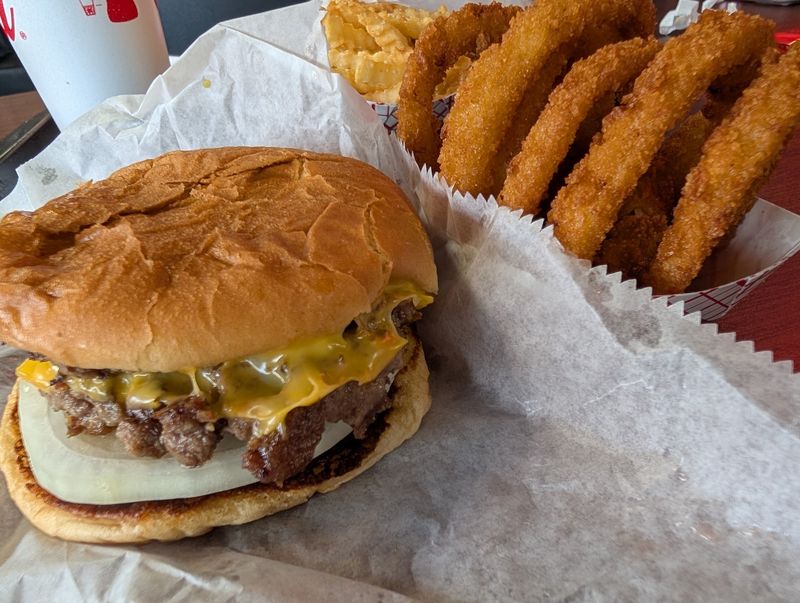 Frostee Freeze Drive-In, Tazewell, TN