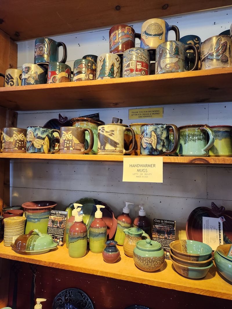 Gadgets, Gifts and Local Finds Gadgets, Gifts and Local Finds