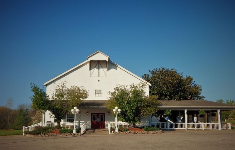 Gasthof Amish Village, Montgomery, IN