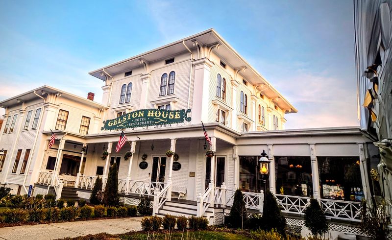 Gelston House, East Haddam, CT