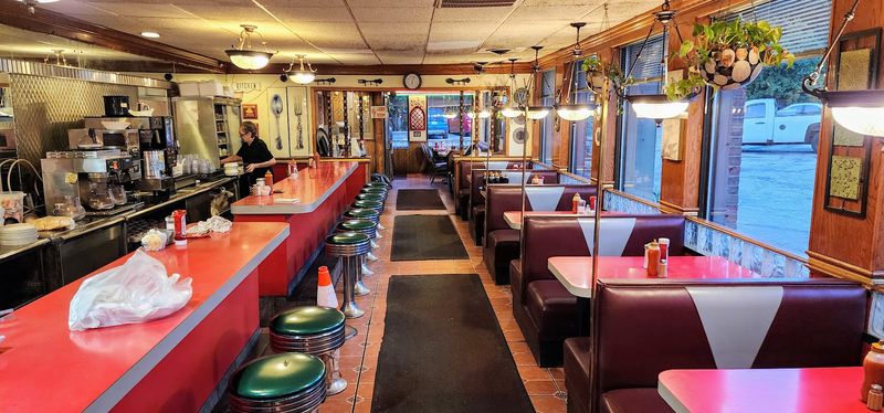 George's Kitchen, Cleveland, OH