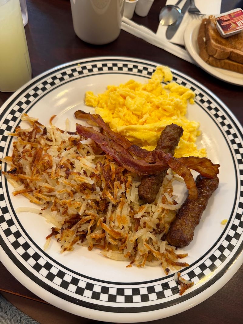 George's Kitchen, Cleveland, OH