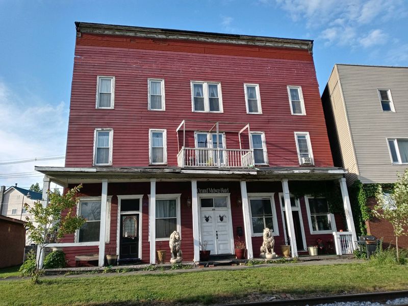 Grand Midway Hotel, Windber, PA