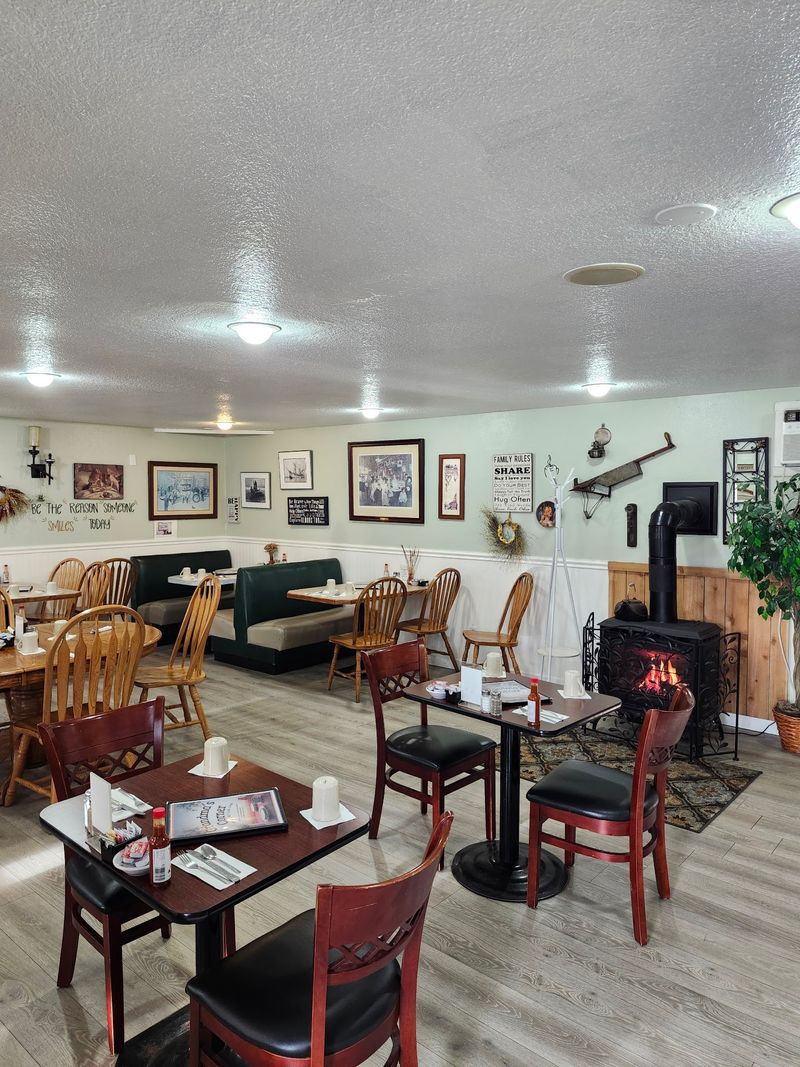 Grandma's Corner Restaurant, Gearhart, OR Grandma's Corner Restaurant, Gearhart, OR