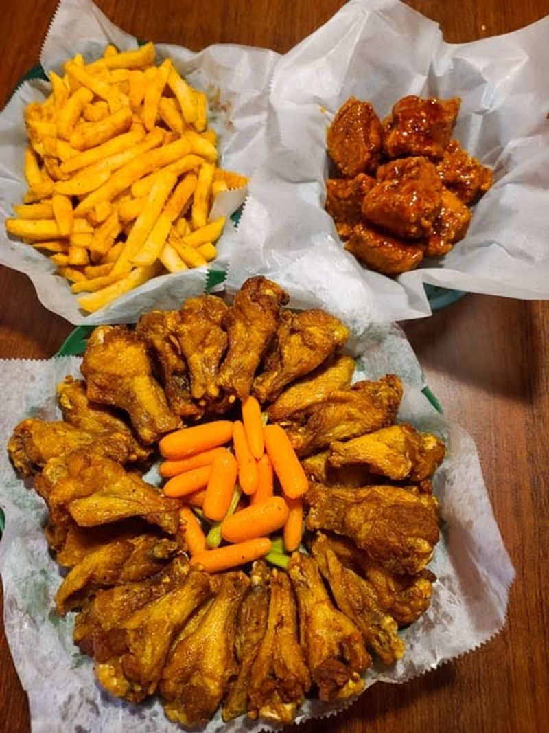 Hackett Hot Wings, Joplin, MO
