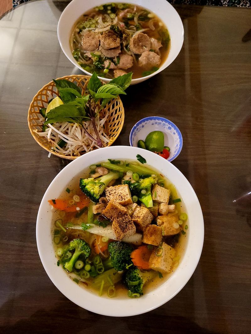 Hai Quynh Restaurant | Vietnamese, Rockford, IL