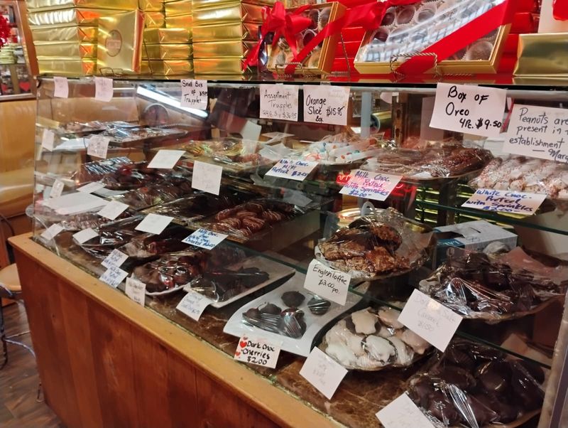 Handmade Candies and Chocolate Boxes