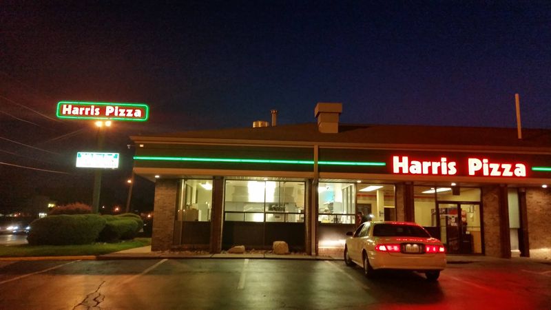 Harris Pizza, Davenport, IA
