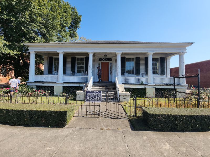 Hart House Visitor Center, Eufaula, Alabama