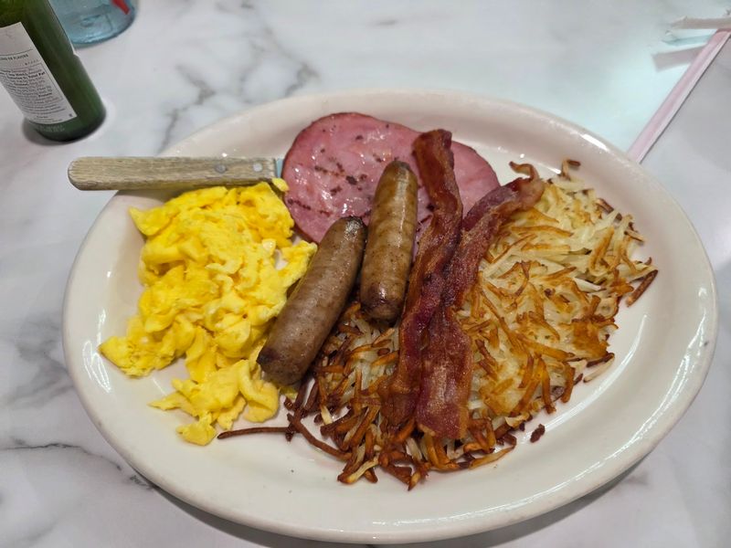 Hash Browns, Hot Syrup and Hearty Plates
