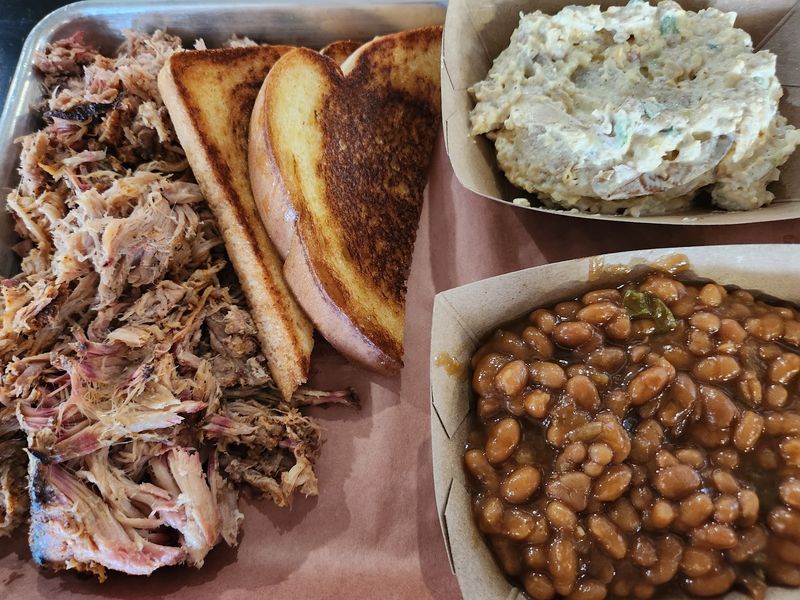 Heavy Smoke BBQ, St Peters, MO