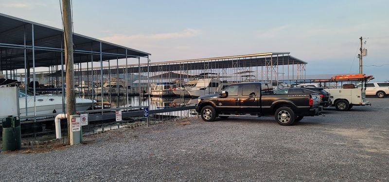 Help in the Boat Yard Help in the Boat Yard