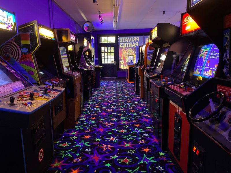 High Score: Player Two Classic Arcade, Evansville, IN