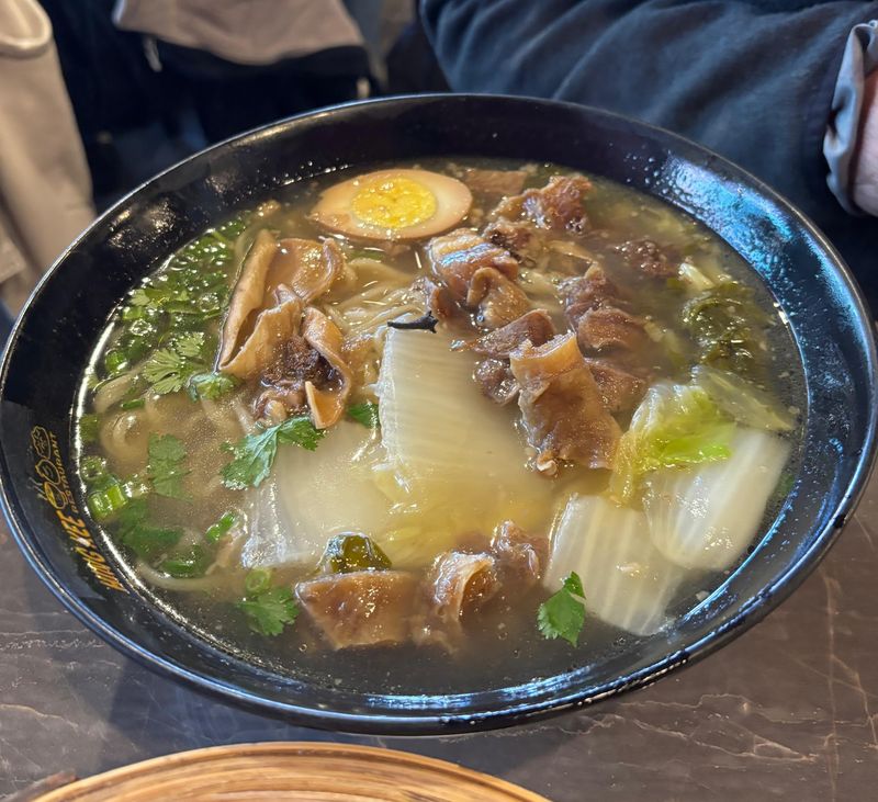 Hing Kee, Chicago, IL
