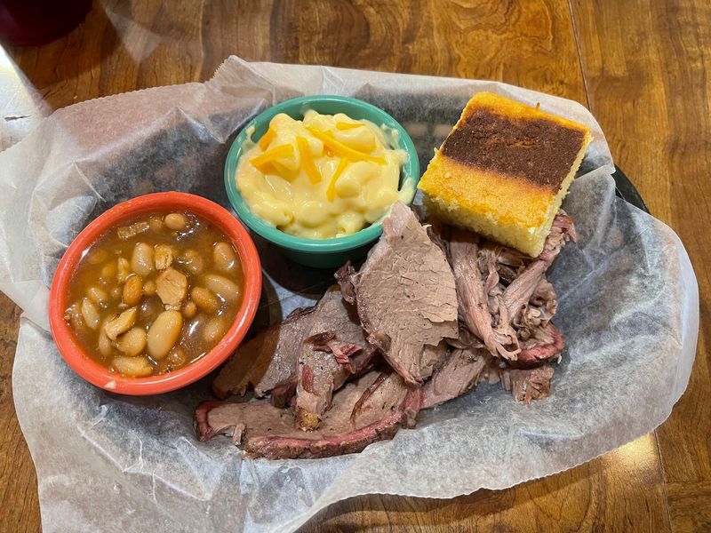 Hog Wild Country Cafe, Interlachen, FL