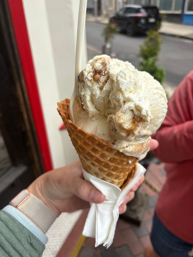 Homemade Scoops, Philadelphia Style