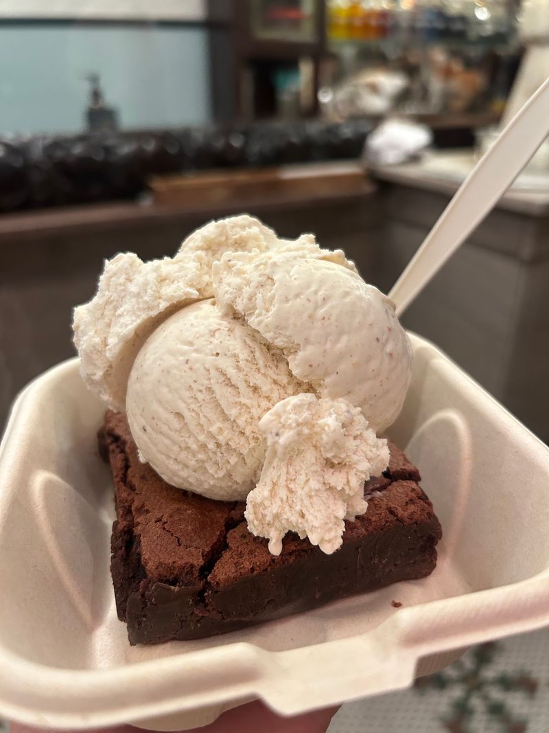 Honeycomb and Caramelized Banana Fame