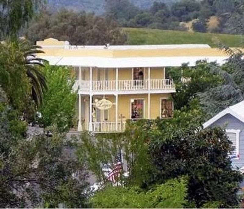 Hotel Léger Restaurant & Bar, Mokelumne Hill, CA
