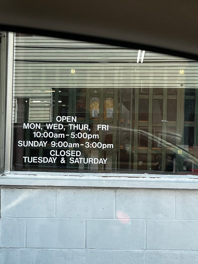 Hours, Prices, and the Early Bird Rule Hours, Prices, and the Early Bird Rule