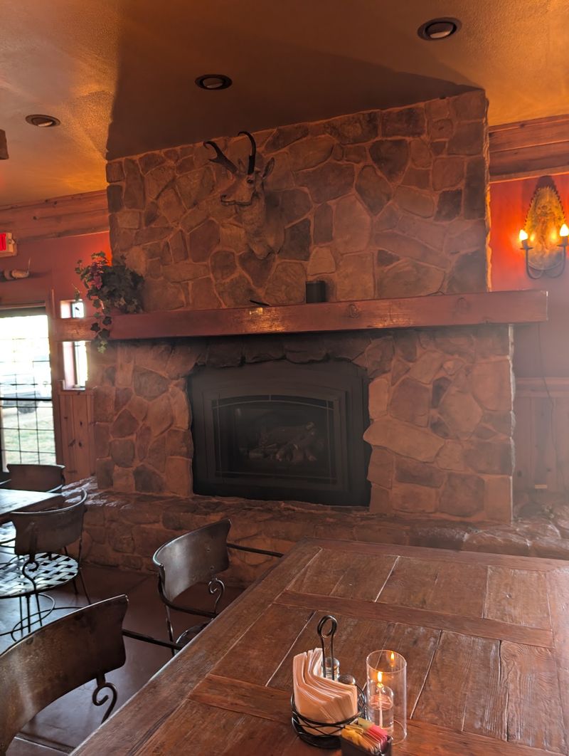 Hours, Reservations, and Timing Tips