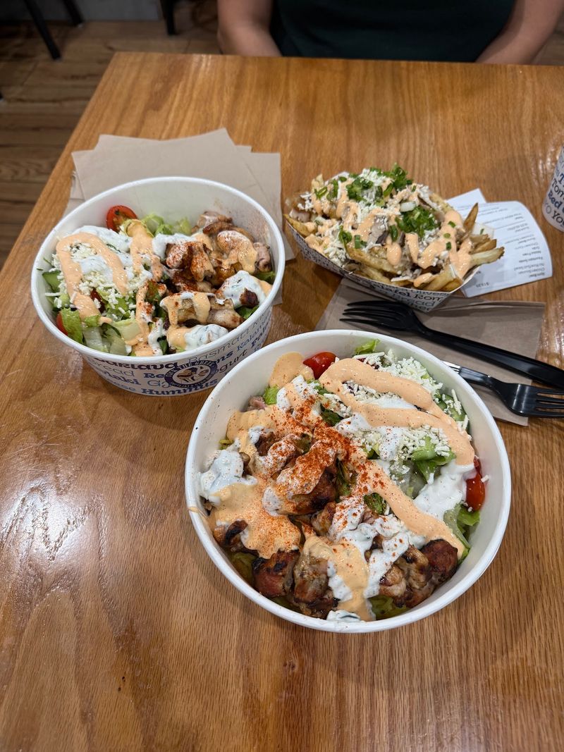 How a Chain Earned Its Local Fans How a Chain Earned Its Local Fans