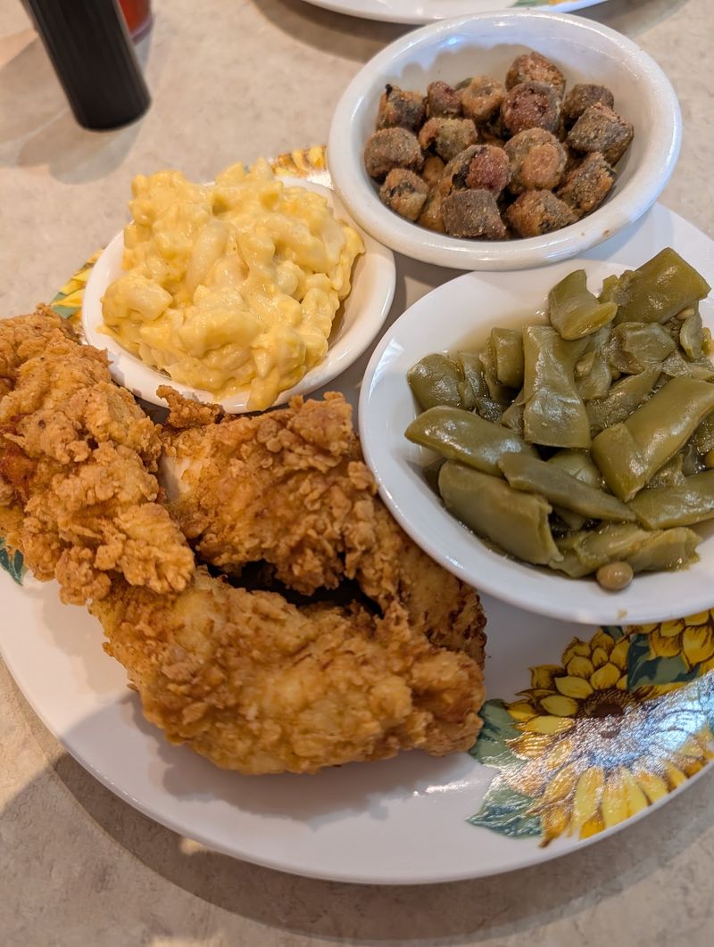 How the Meat-And-Three Works How the Meat-And-Three Works