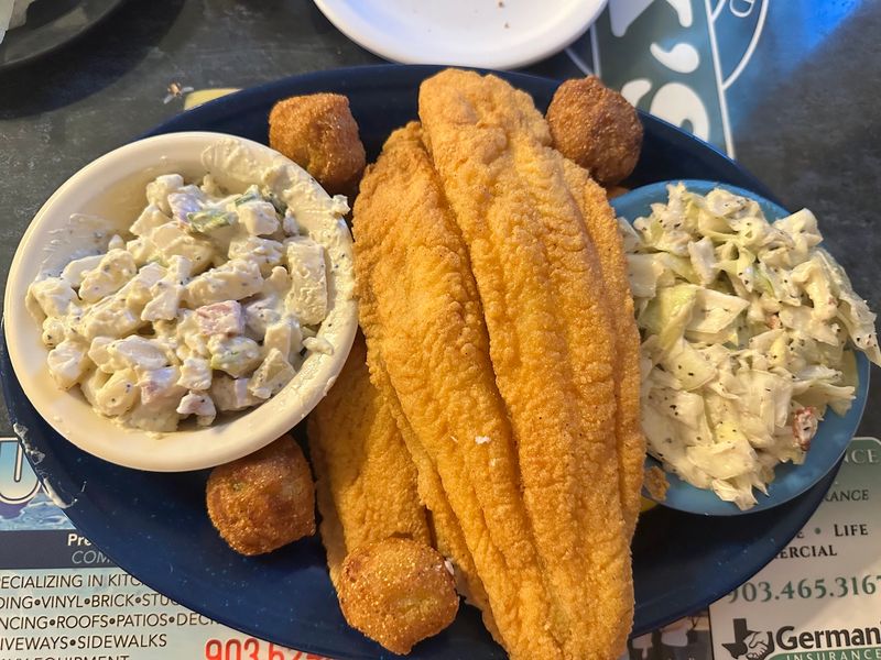 Huck's Catfish, Denison, TX Huck's Catfish, Denison, TX