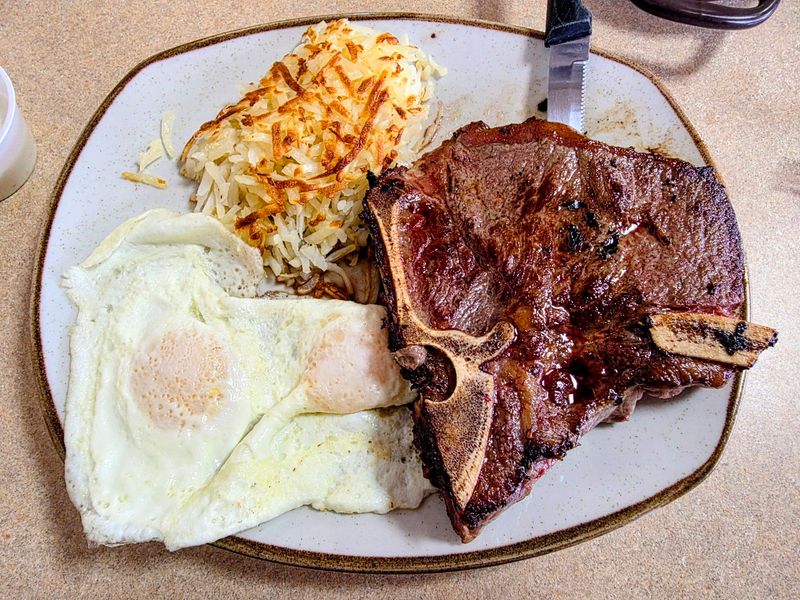 Iron Skillet, Kingston Springs, TN