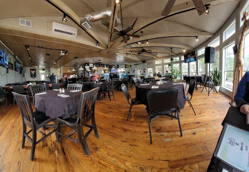 Islanders Restaurant & Bar, Dauphin Island, AL