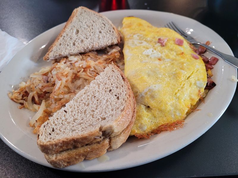 Joe-Lee's Crosswind Cafe, Owosso, MI