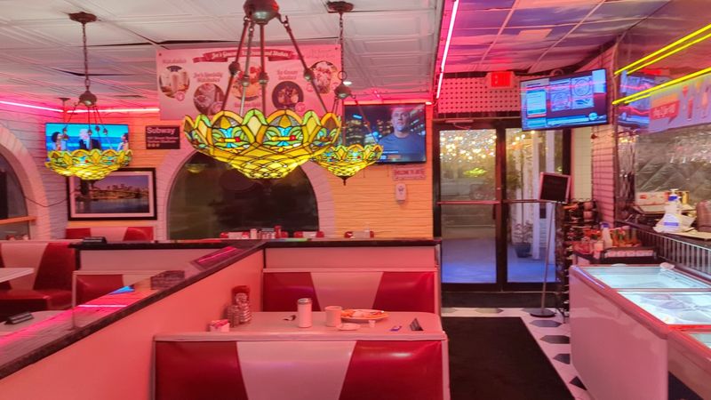 Joe's New York Diner, Tampa, FL