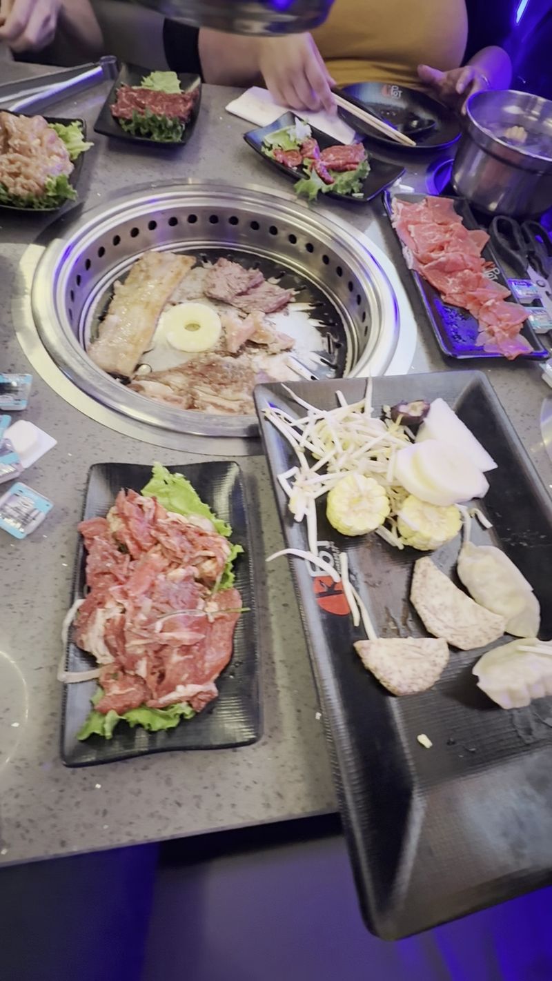 KPOT Korean BBQ & Hot Pot, Mishawaka, IN