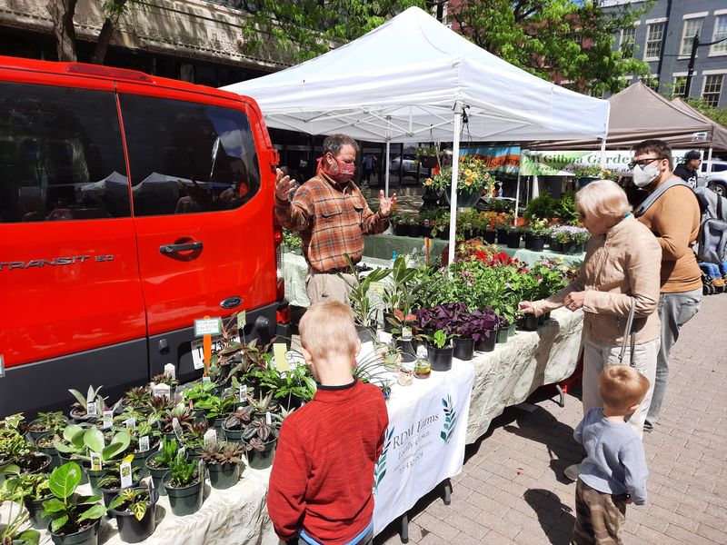 Kettle Corn, Flowers, and Handmade Finds