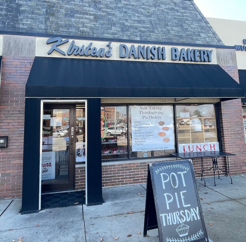 Kirsten's Danish Bakery, Burr Ridge, IL Kirsten's Danish Bakery, Burr Ridge, IL