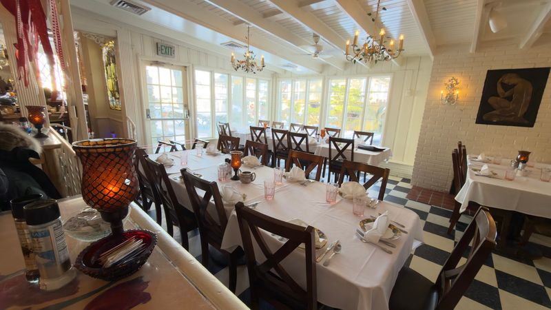 Kopper Kettle Inn Restaurant, Morristown, IN