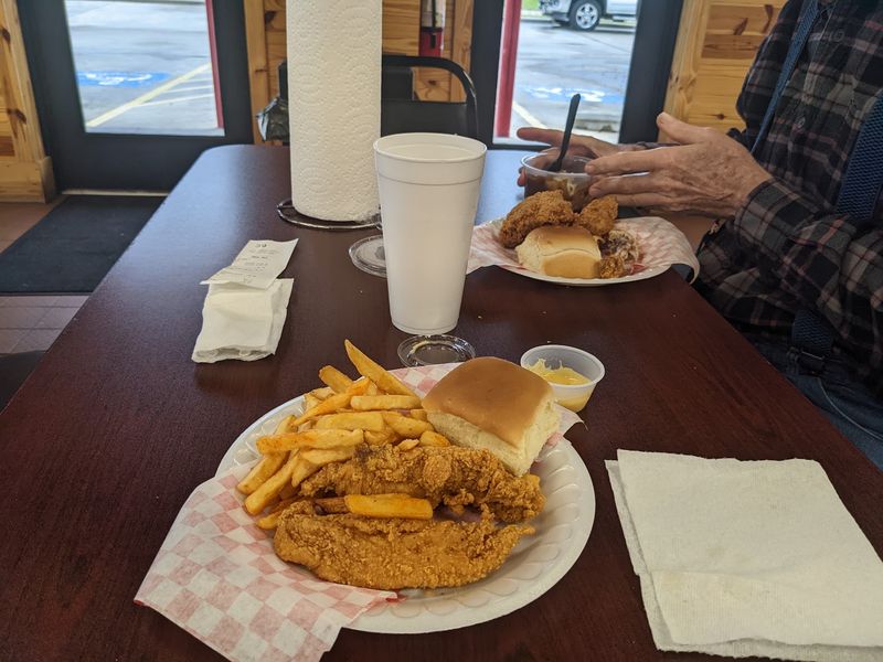 L.A. Chicken Shack, Brenham, TX L.A. Chicken Shack, Brenham, TX
