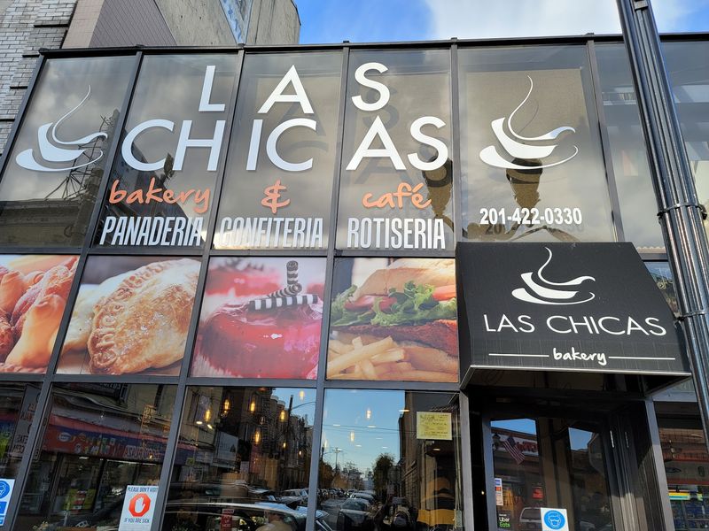 Las Chicas Bakery & Cafe, Union City, NJ Las Chicas Bakery & Cafe, Union City, NJ