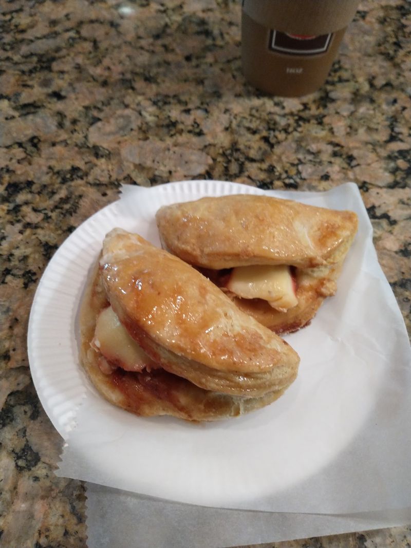 Las Cubanitas Bake Shop, Union City, NJ Las Cubanitas Bake Shop, Union City, NJ