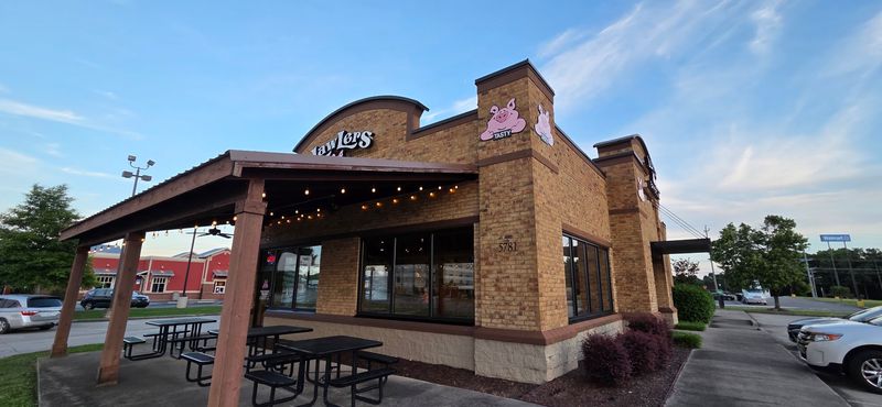 LawLers Barbecue, Cullman, AL