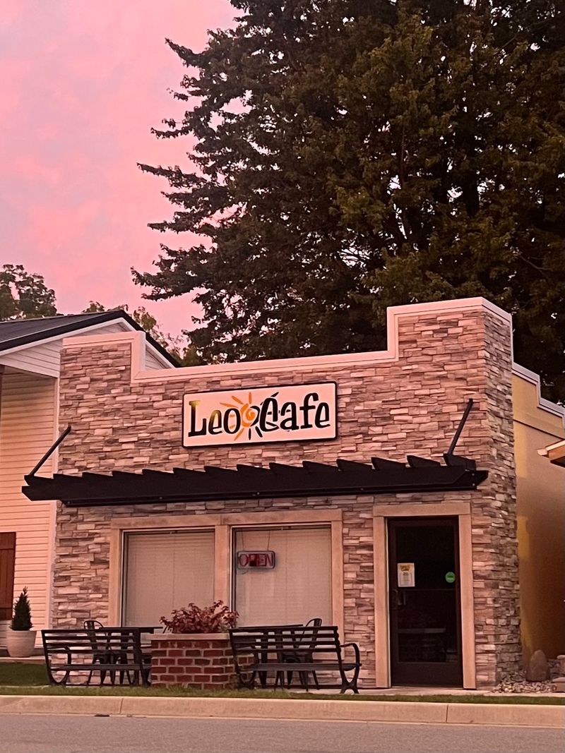 Leo Cafe, Leo, IN Leo Cafe, Leo, IN