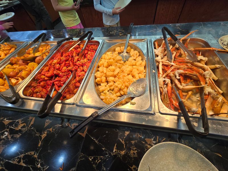 Lin’s Seafood and Sushi Buffet, San Antonio, TX