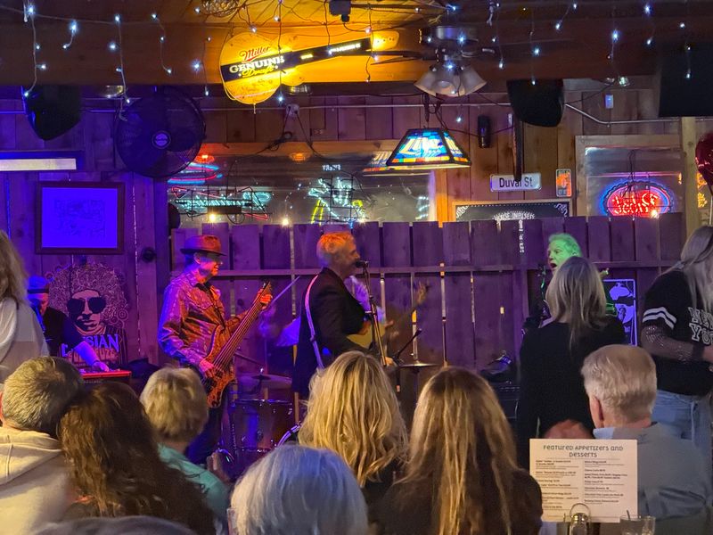 Live Bands and a Dance Floor Mood