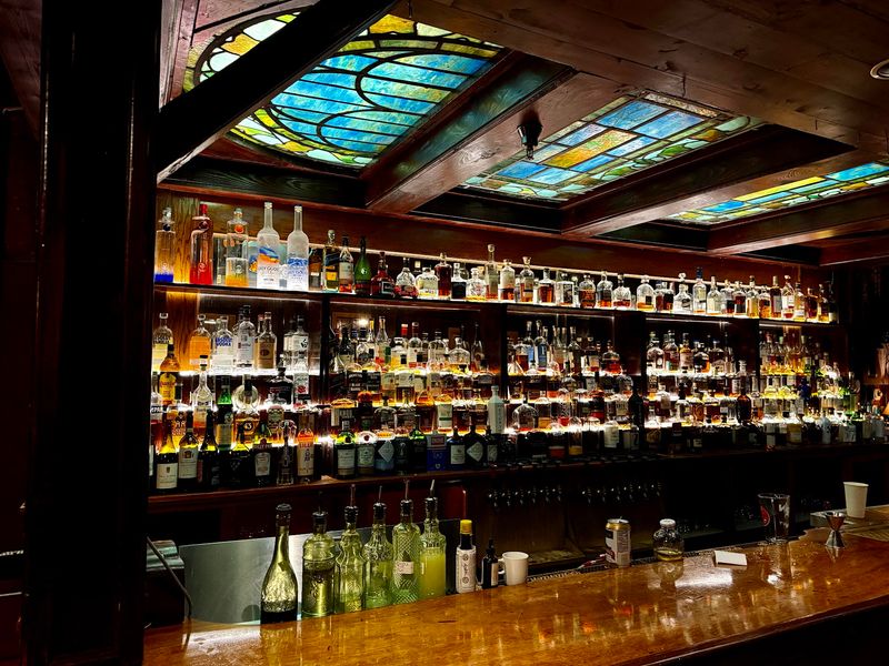 Live Music, Low Lights, Bar Seats