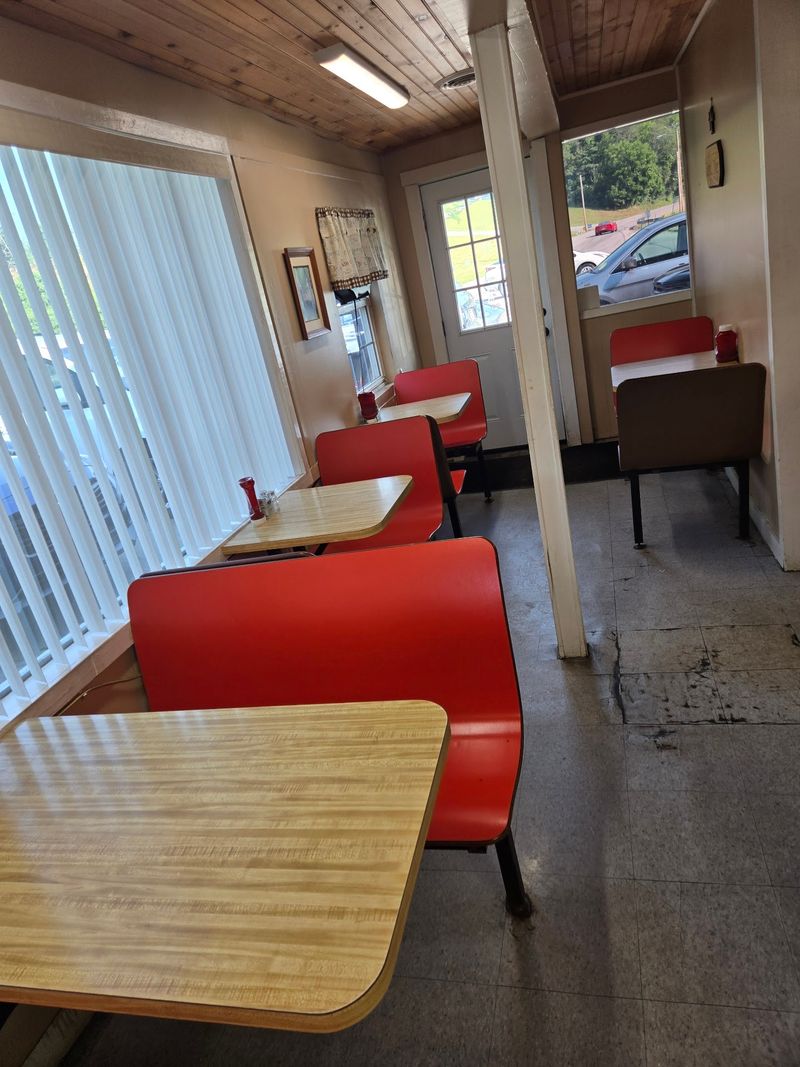 Local Chatter and a Welcoming Room