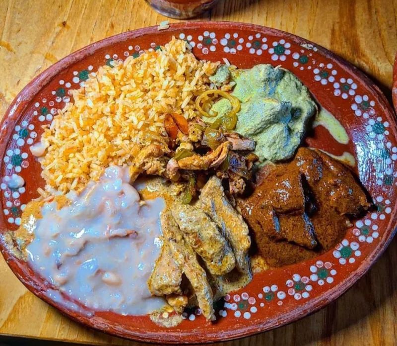 Los Moles, Emeryville, CA