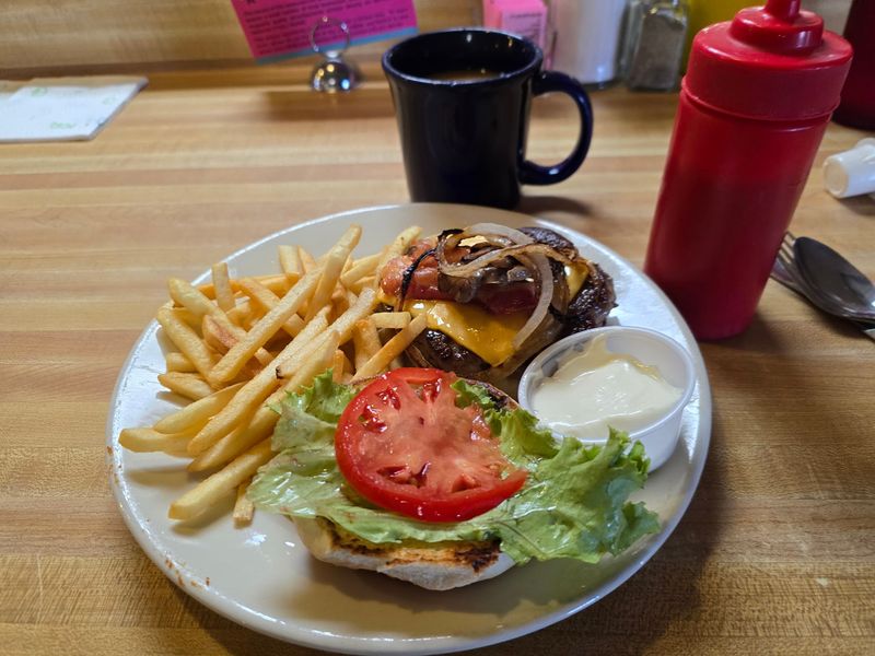Lunch Has Its Own Fan Club Lunch Has Its Own Fan Club