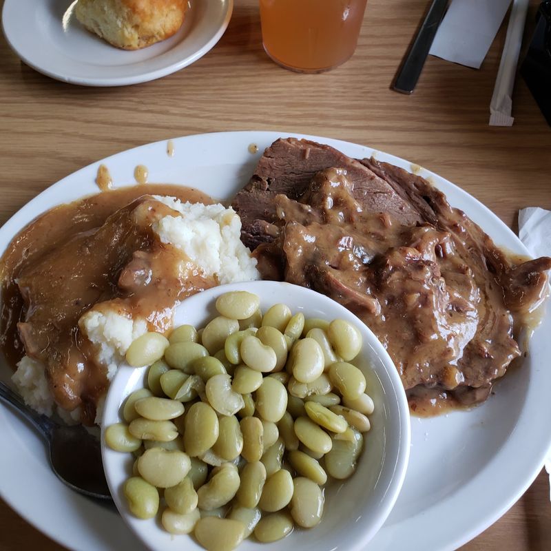 Lunch Plates Worth the Detour